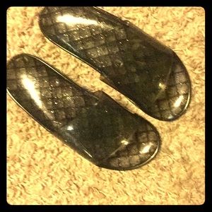 Black jelly sandals